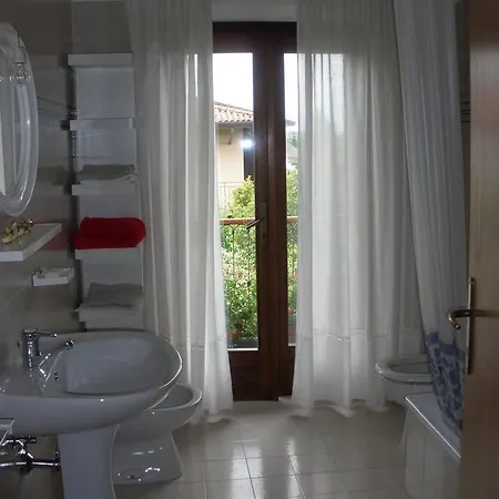 Castellani Bed and Breakfast 3*